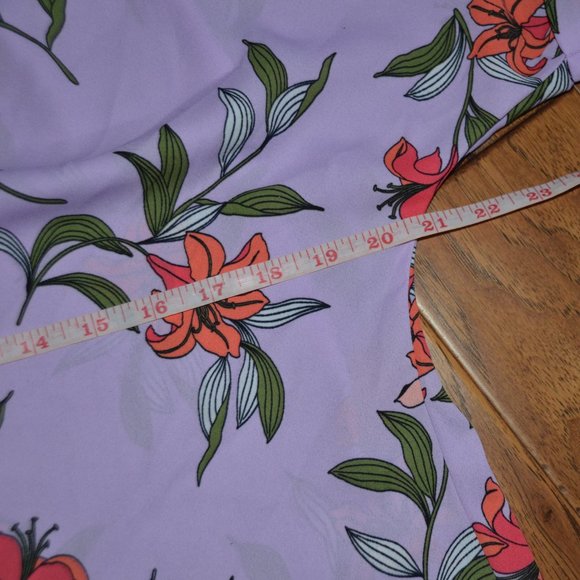 Worthington JC Penney Petite Purple Floral Blouse - Picture 6 of 8